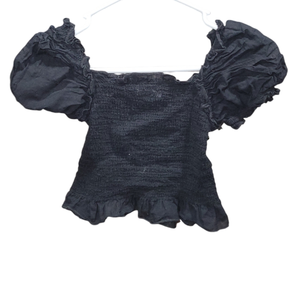 Wonder Nation smocked top with puff sleeves Size S (6-6X)